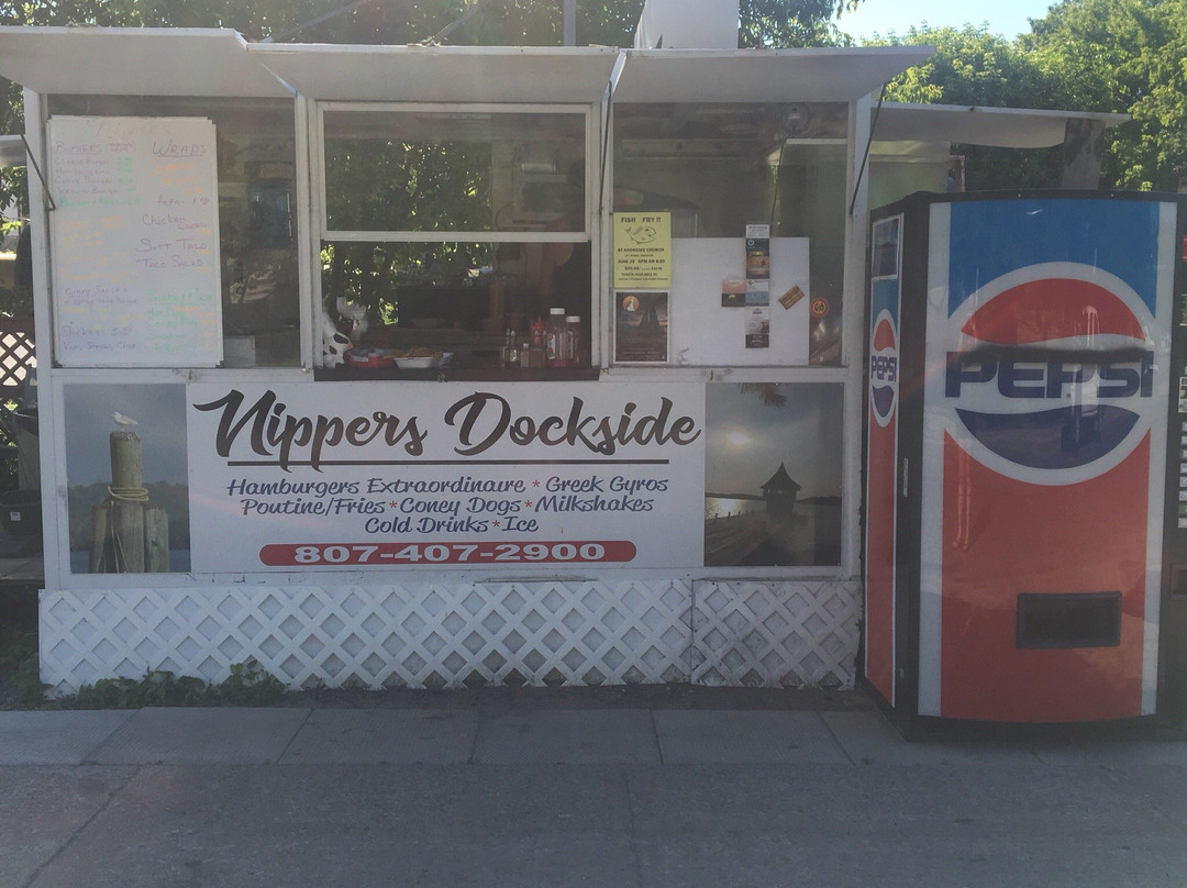 West Hawk Lake餐馆和美食-Nippers