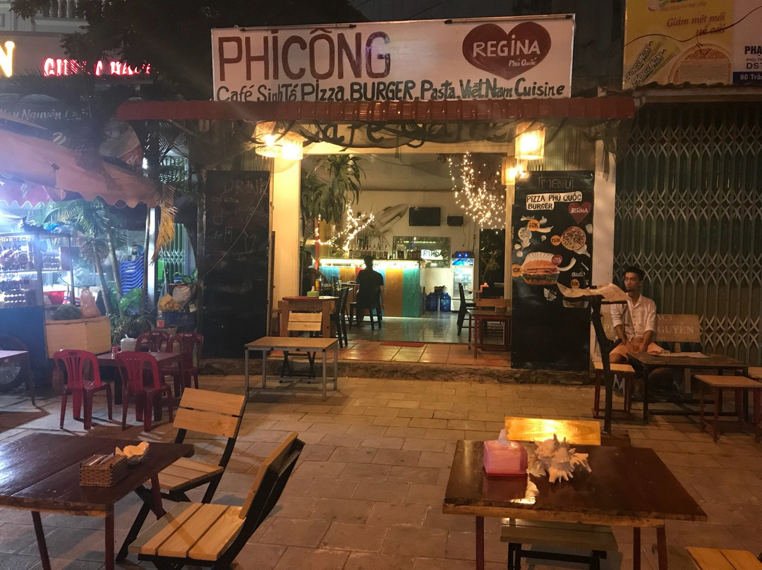 Phicong Regina Coffe-Pizza