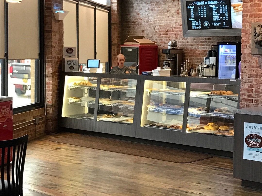 Easton餐馆和美食-The Donut Hole