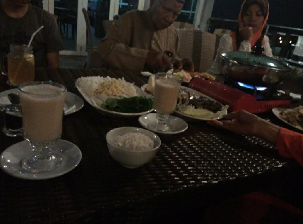 廖内省餐馆和美食-Asher Bistro and Lounge