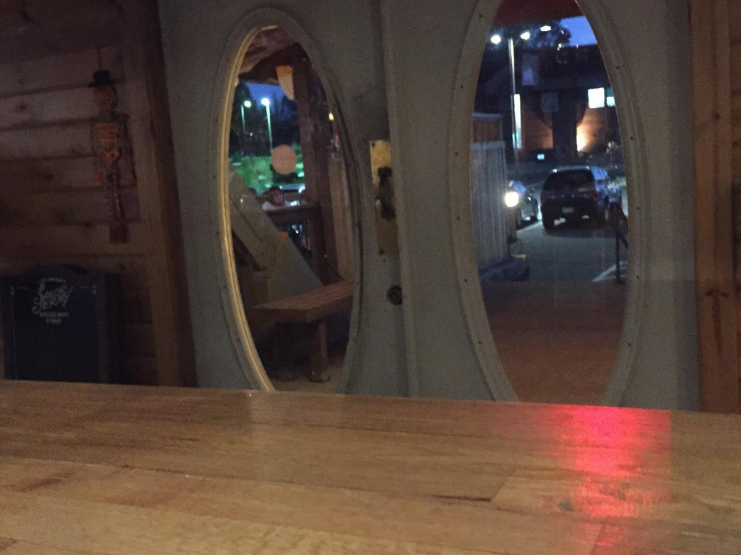 Hideaway Bar & Grill