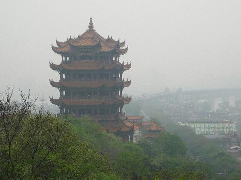 武汉五月花大酒店（黄鹤楼中南路地铁站店）主图