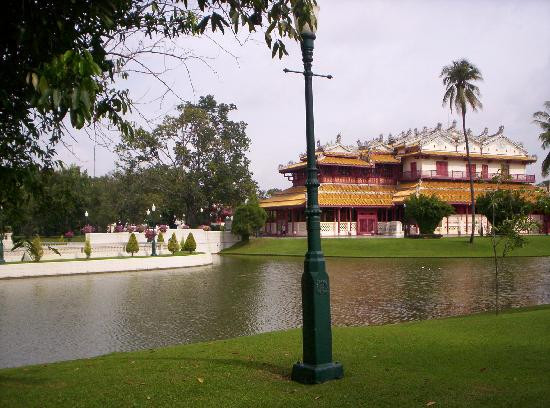 Tevaraj-Kanlai Gate-挽巴茵必去景点