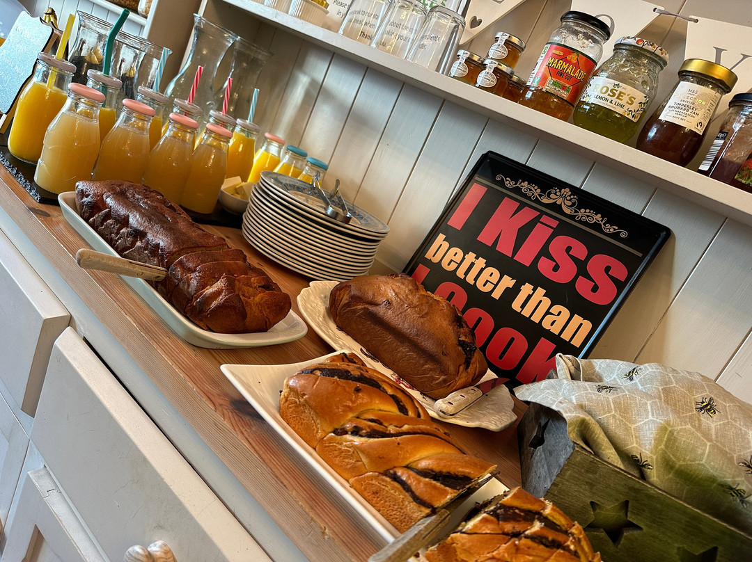 Glyn Afon Guesthouse主图