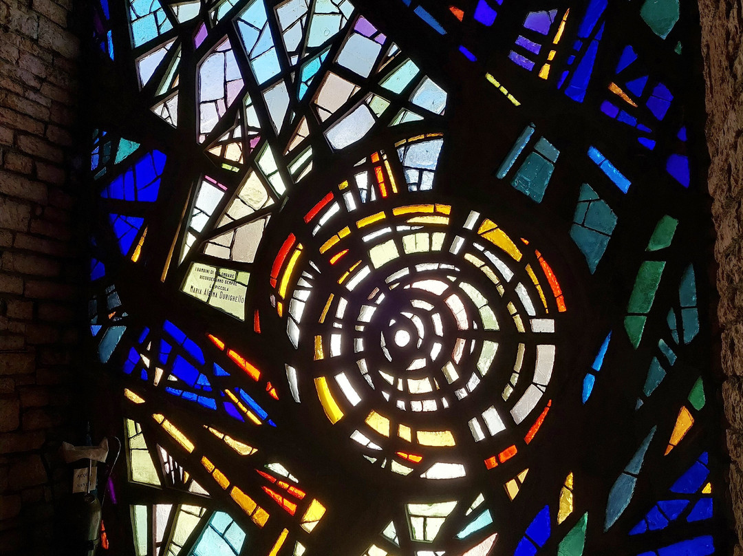 Chiesa di San Francesco d'Assisi-锡尔苗内必去景点