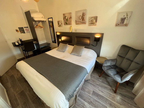 斯涛特尔白马公寓主图