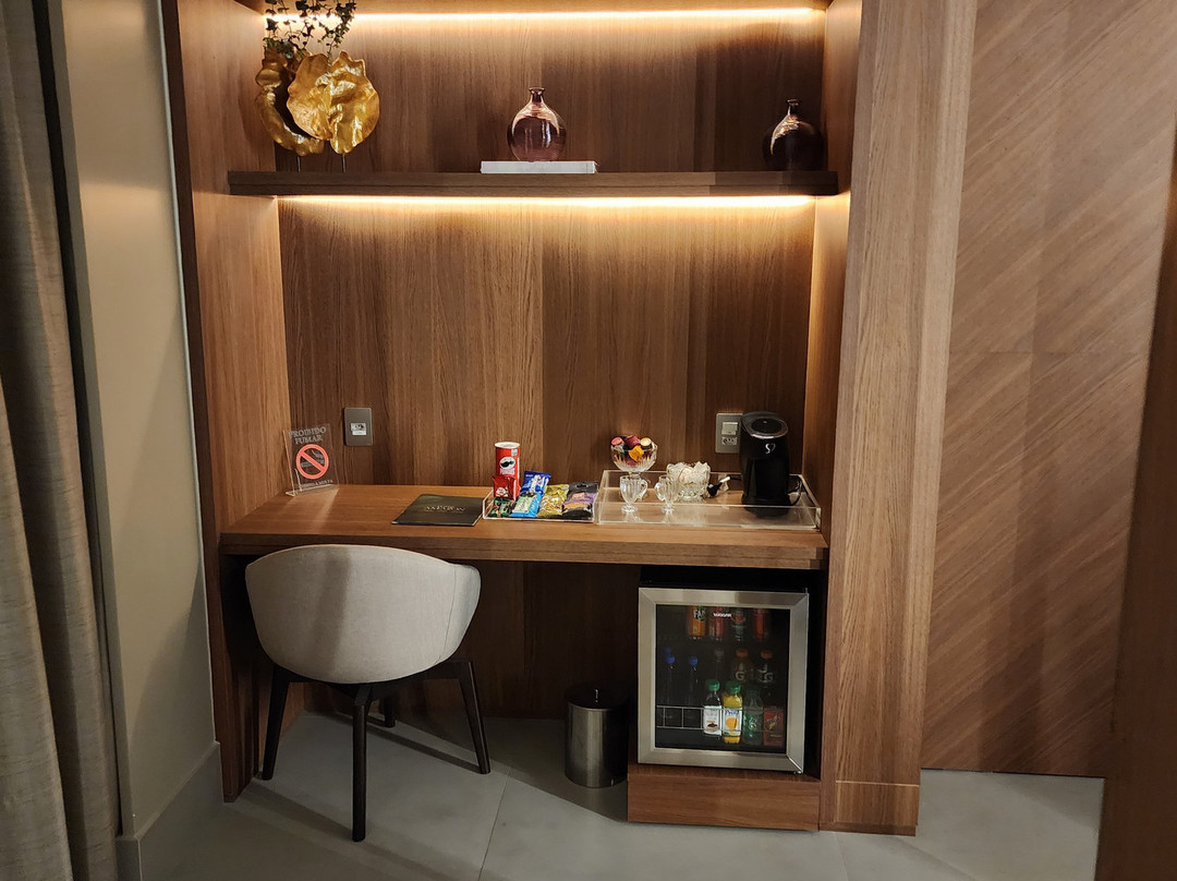 Amazon Plaza Hotel主图