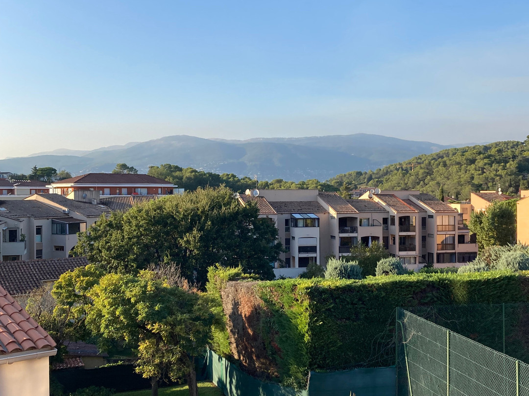 木金俱乐部酒店主图