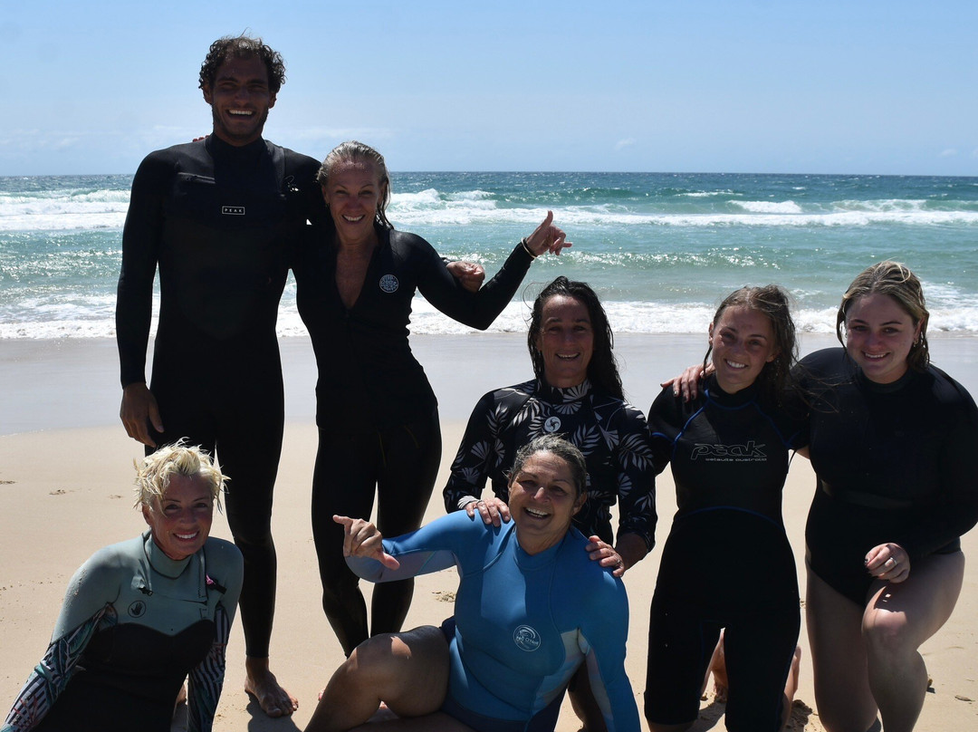 Australian Surfing Adventures景点图片