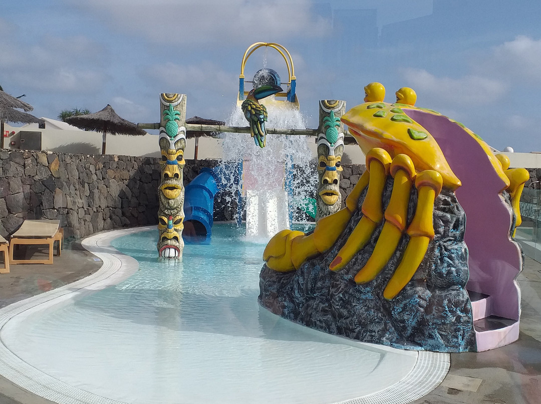 HD Beach Resort & Spa主图