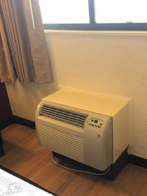 Red Roof PLUS+ Statesville主图