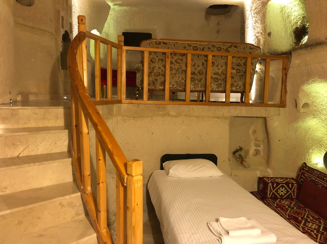 Abu Hayat Cave Suites主图