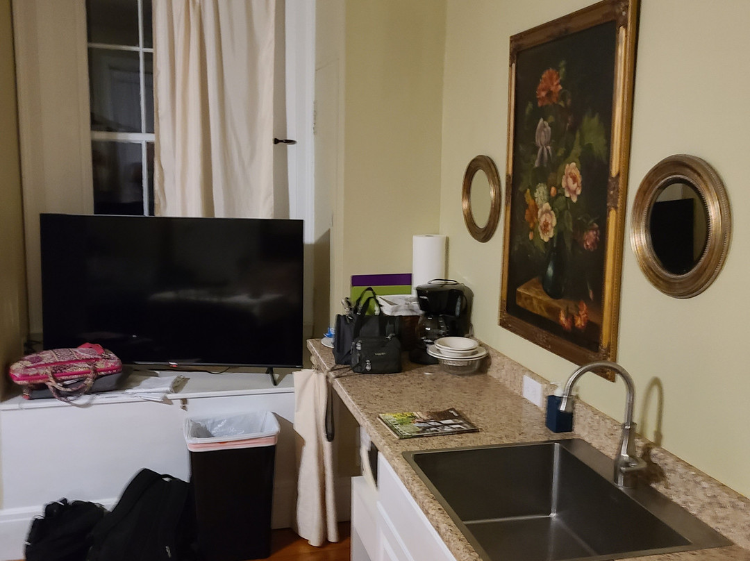 The Bashford Manor Inn主图