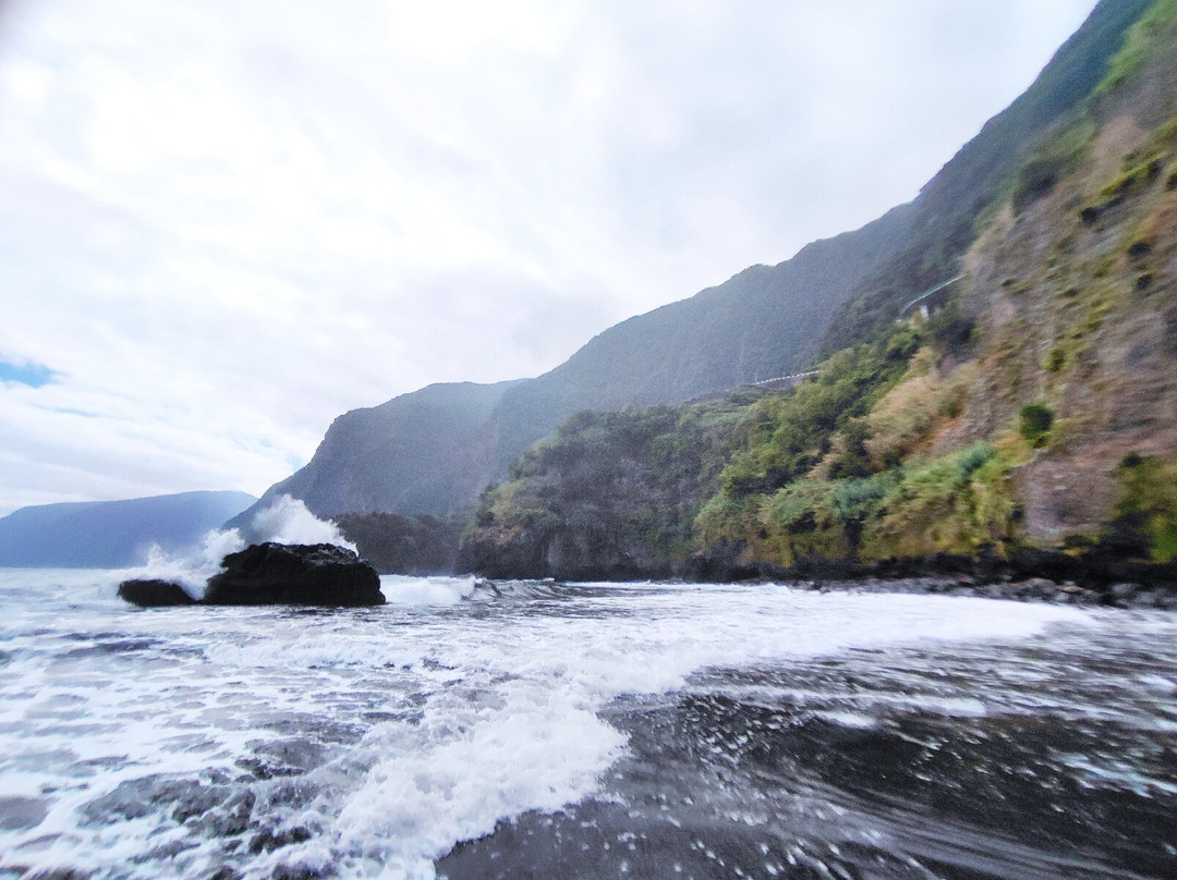 Praia do Porto do Seixal-Seixal必去景点