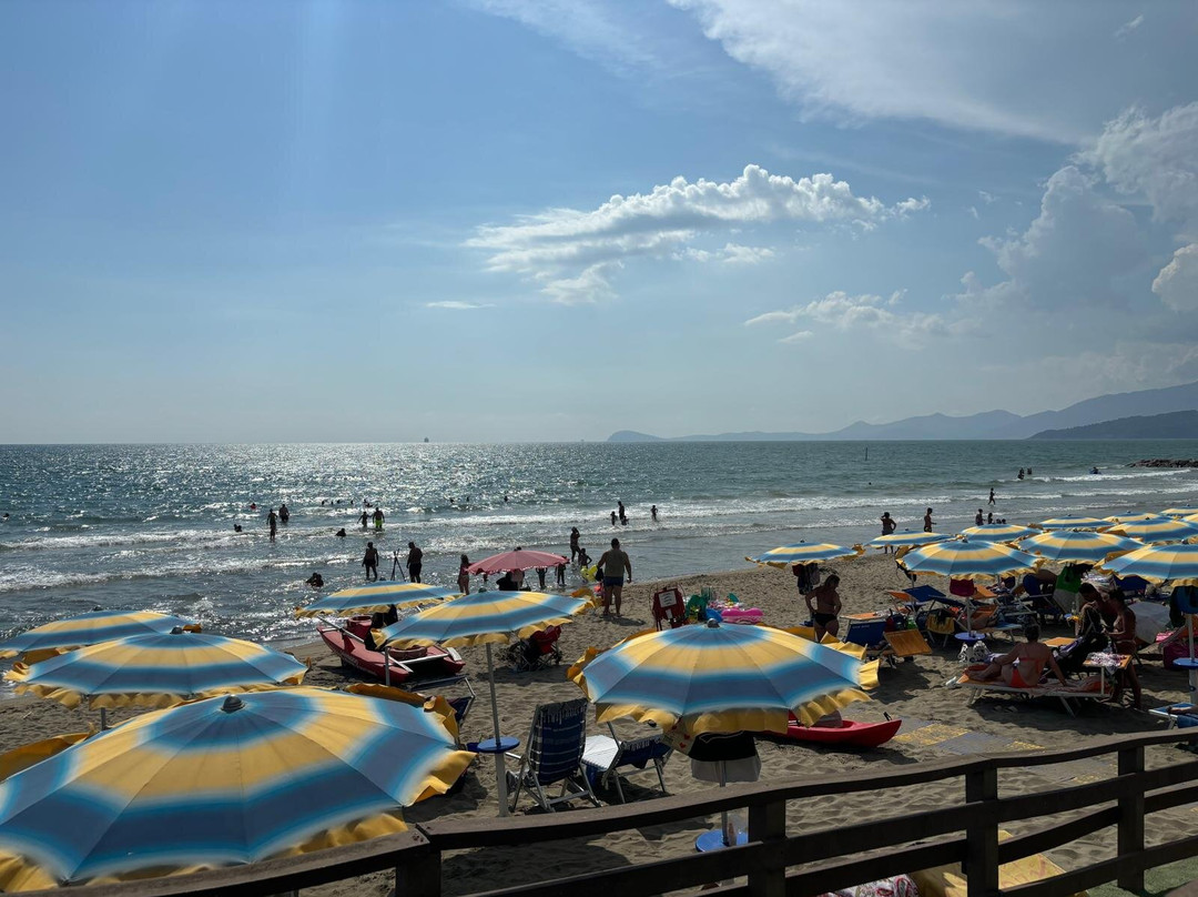 Lido Marina Beach景点图片