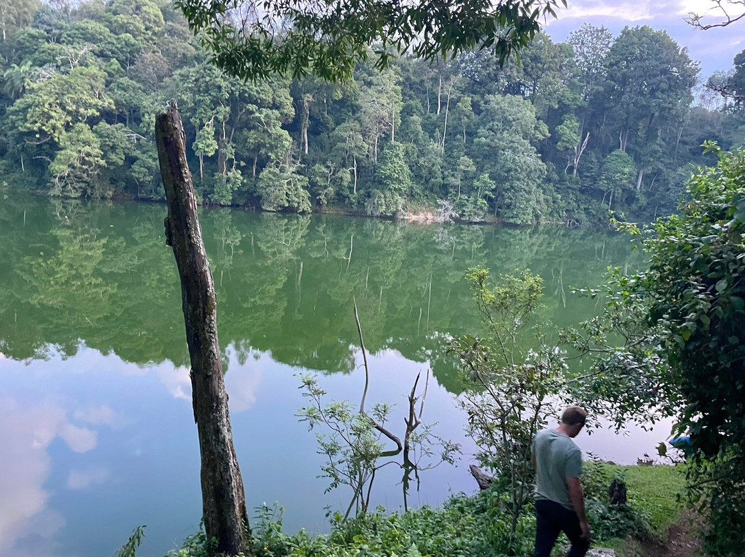 Lake Nkuruba Nature Reserve & Community Campsite主图