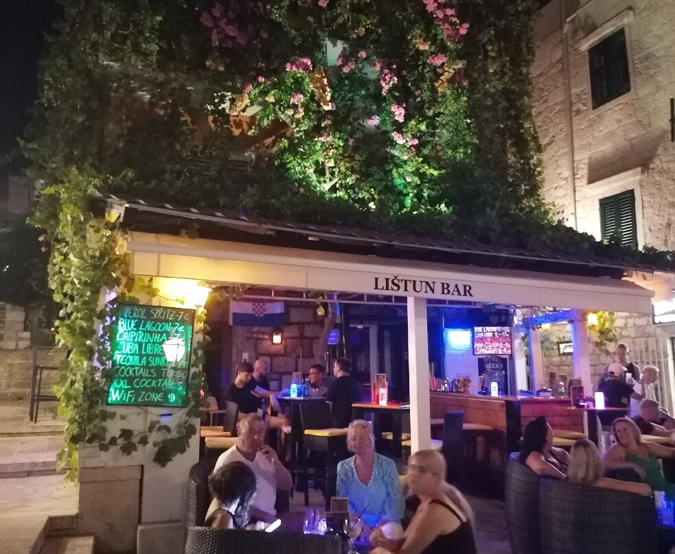 Providenca Bar