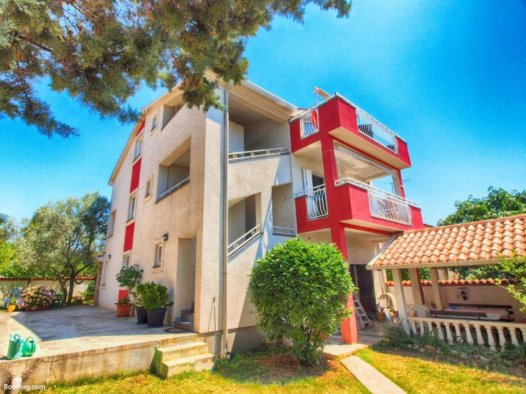 Apartments Bozo 1418