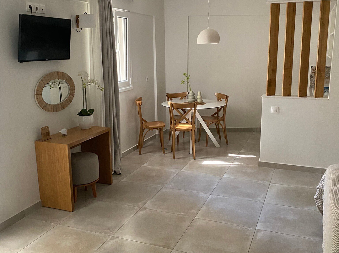 Aeolia Suites