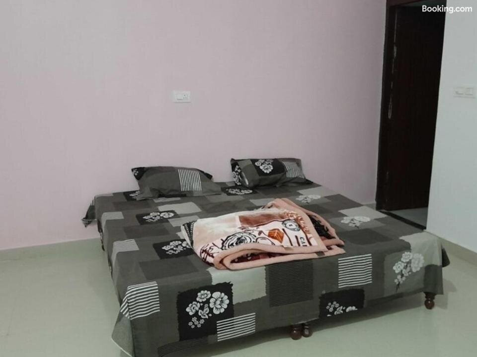 OYO Hotel Park Logistics