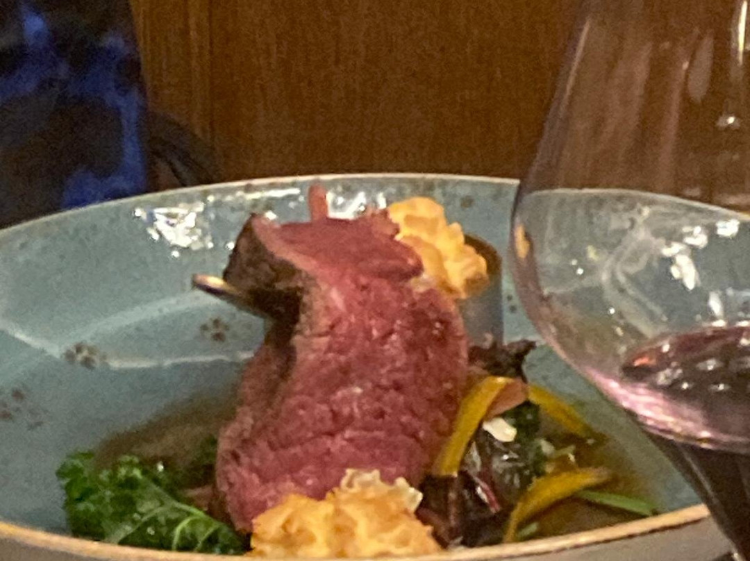 The Farrier主图