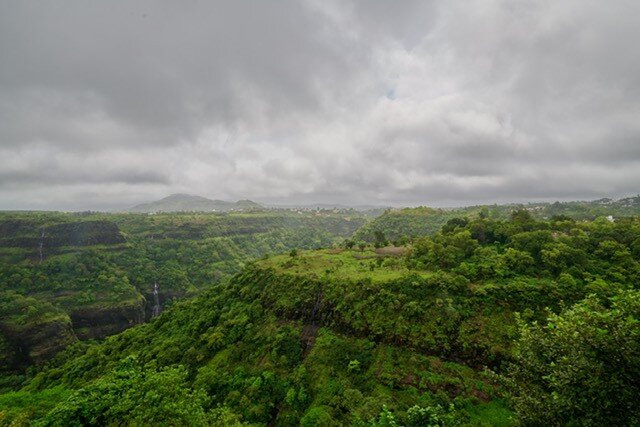 公爵度假酒店主图