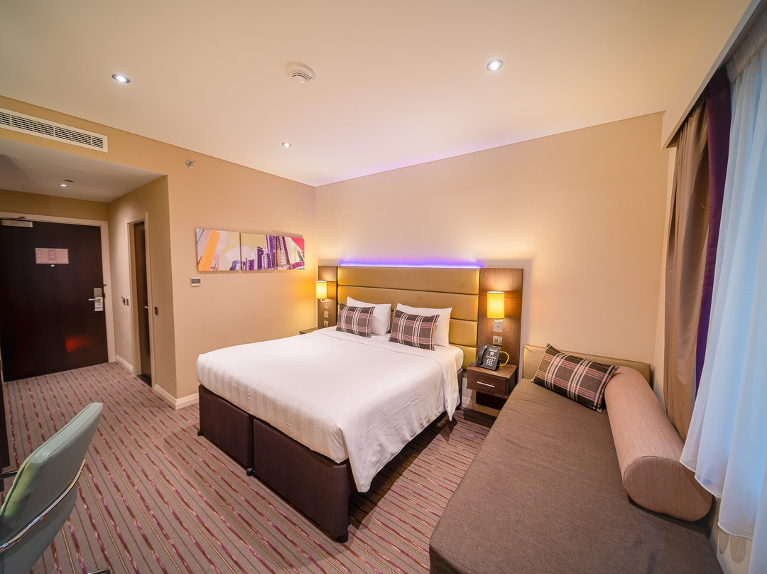 Premier Inn Doha Education City主图