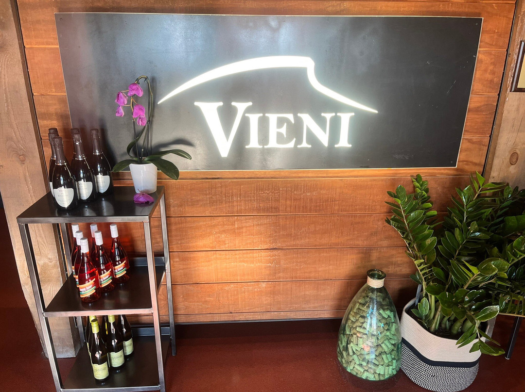 Vieni Estates景点图片