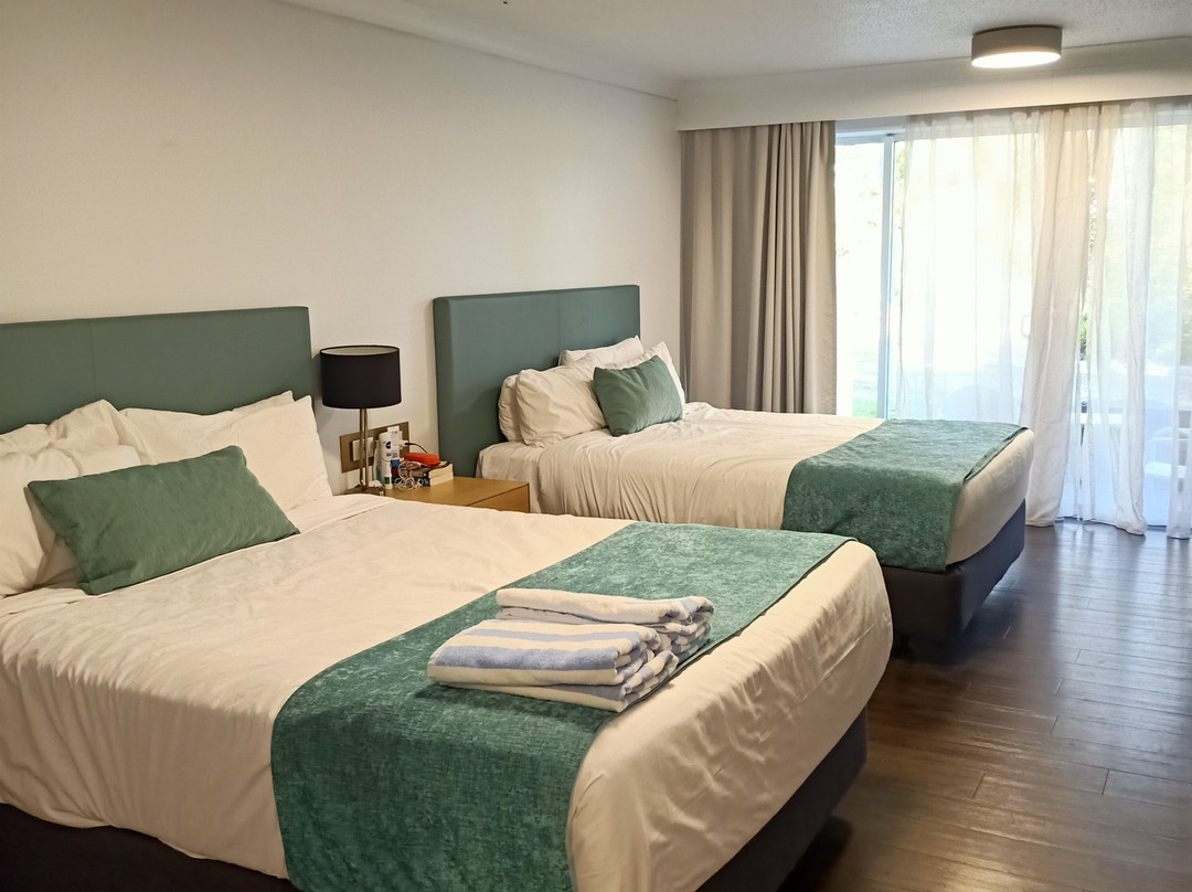 日梦岛温泉度假酒店主图