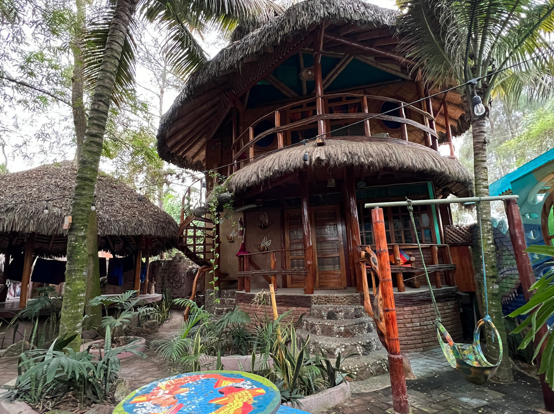 Balsa Surf Camp主图