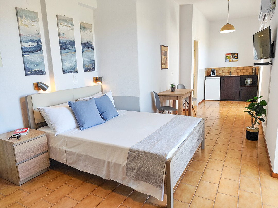 Porto Diakofti主图