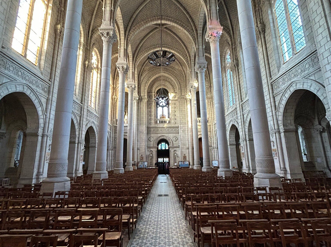 Église Notre-Dame-des-Victoires景点图片