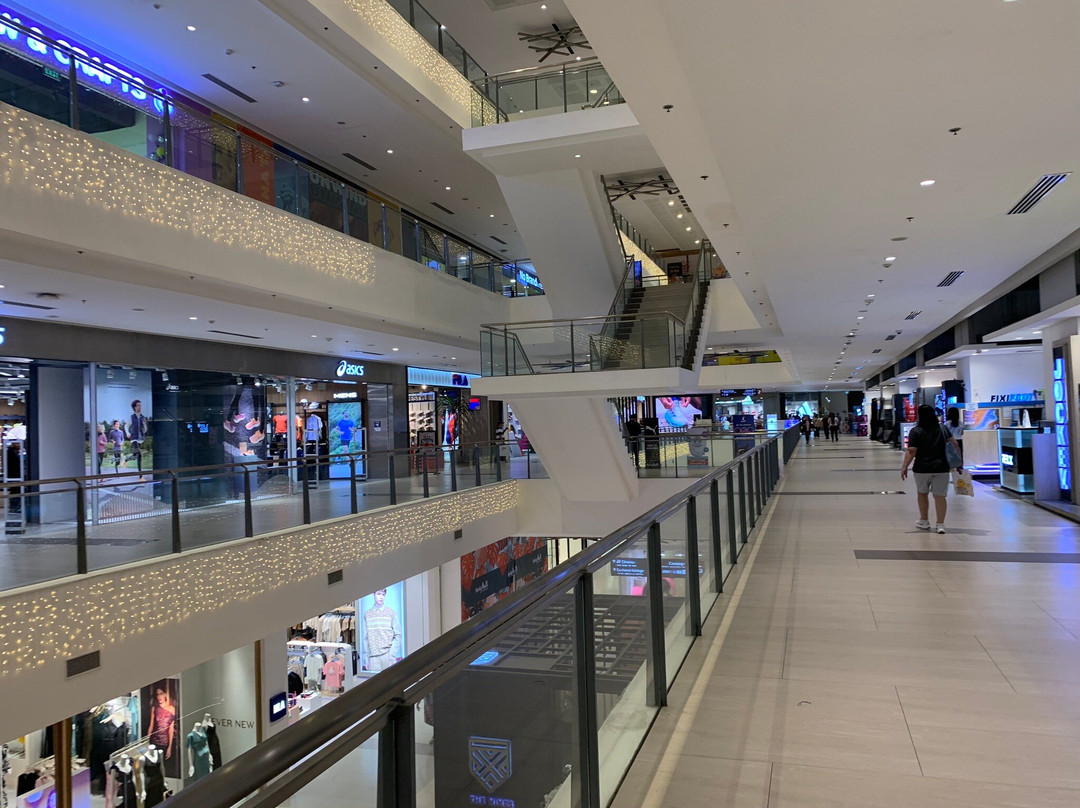 Ayala Malls Manila Bay-帕拉纳克市必去景点