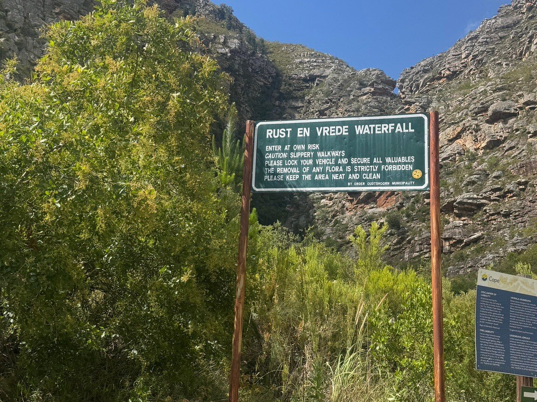 Rus En Vrede Waterfall-奥兹洪必去景点