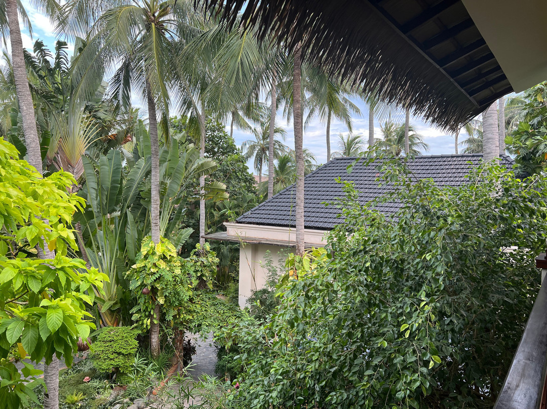 翠竹村庄海滩水疗度假酒店主图