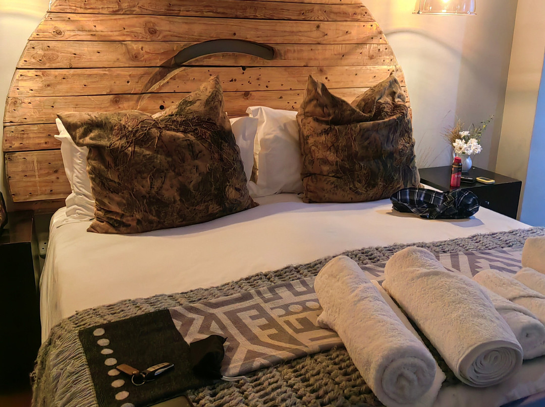 Three Birds Country House主图