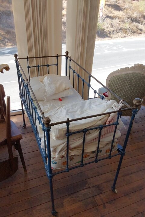 Antiques Mallcy-Kornos必去景点