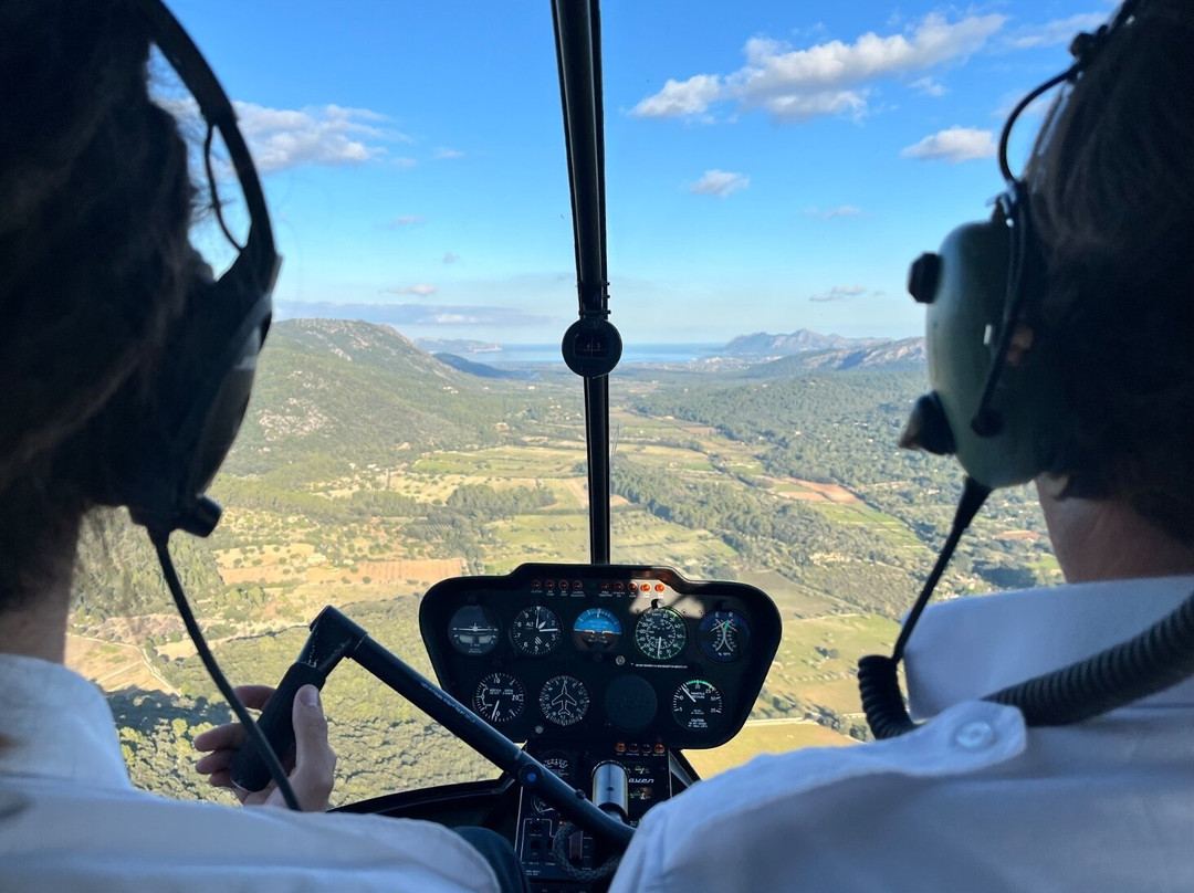 Balearic Helicopters景点图片