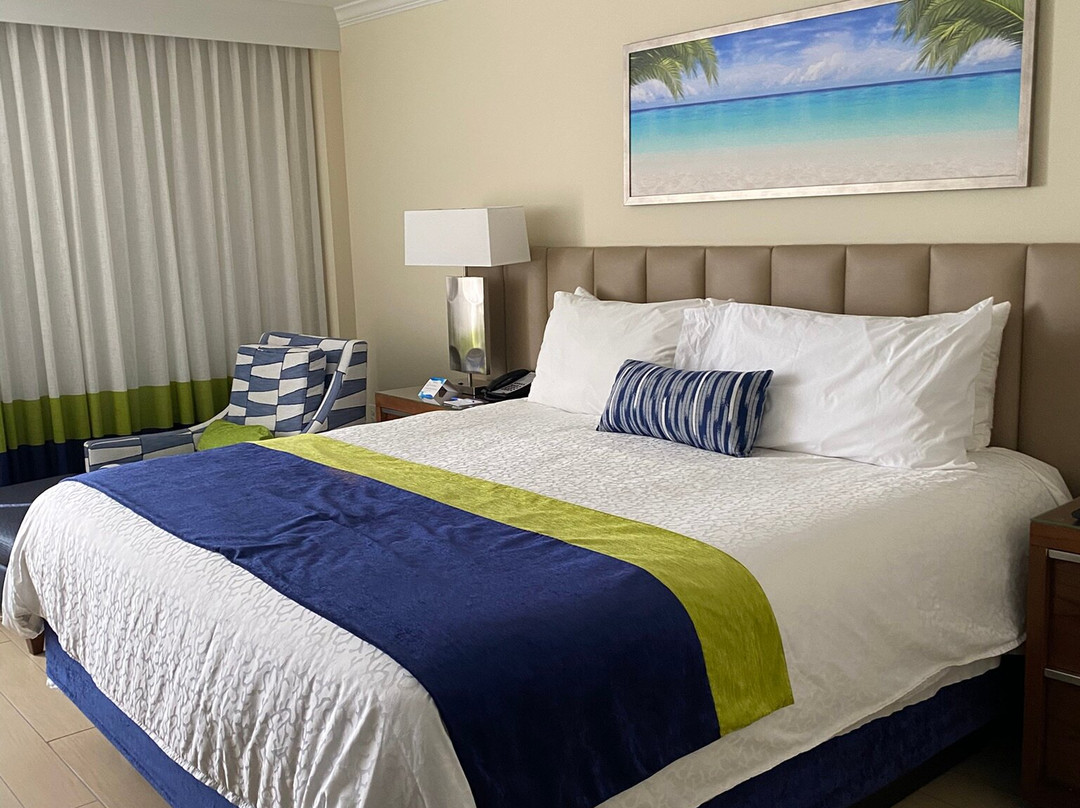 迪尔菲尔德海滩温德姆度假酒店主图