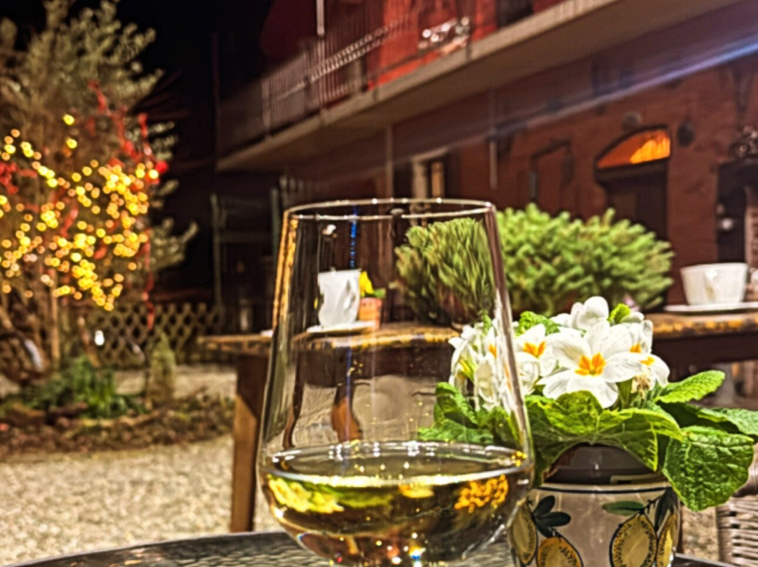 Vineria l'aperikrusco景点图片