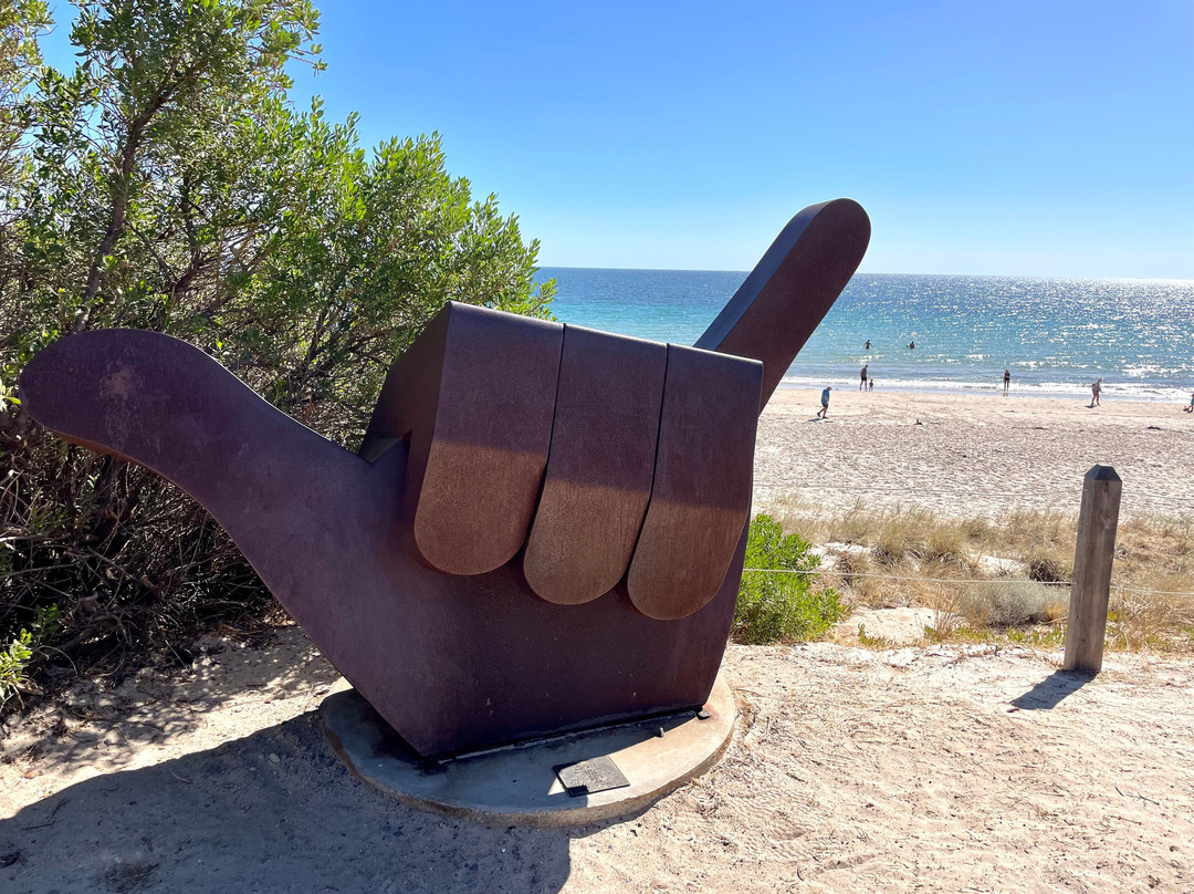 Hang Loose Sculpture