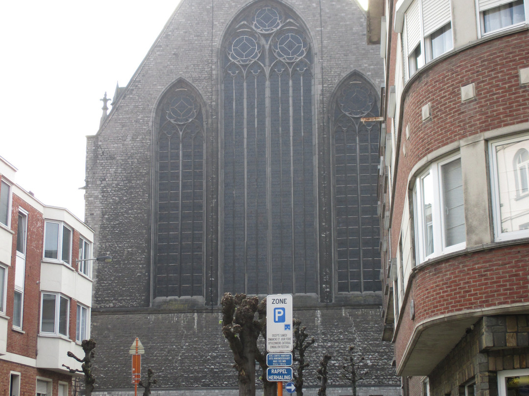 Eglise Saint-henri-Woluwe-Saint-Lambert必去景点