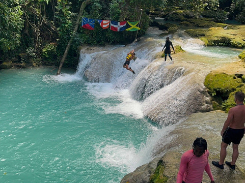 Carlos Tours-奥乔里奥斯必去景点