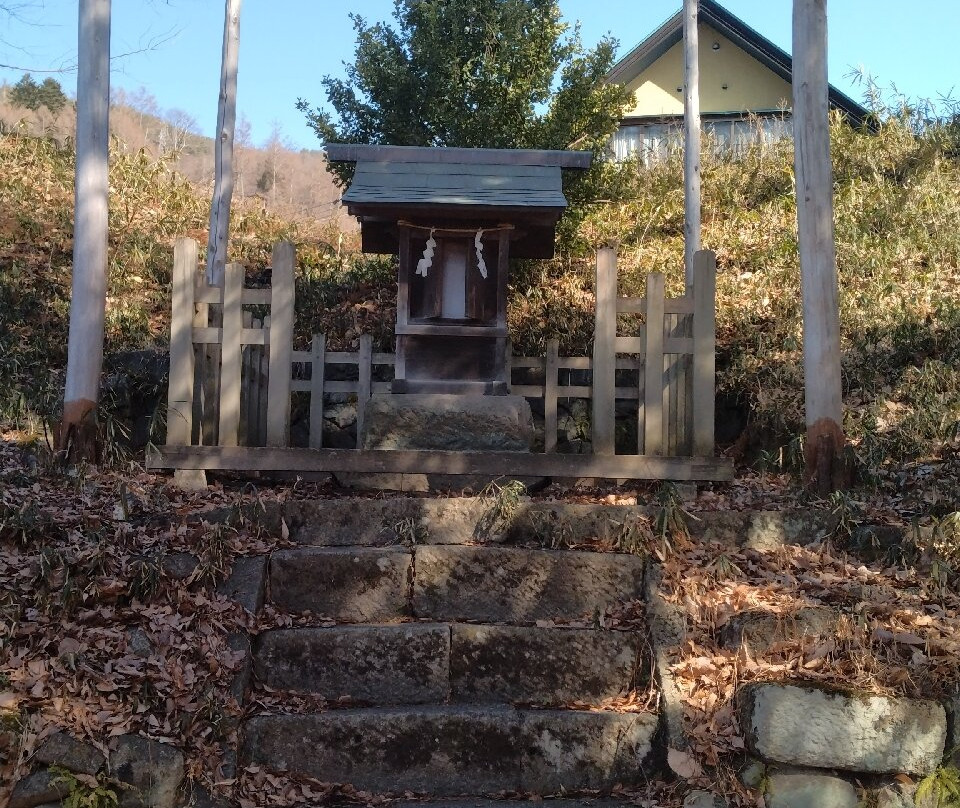 Aozuka Tomb-下诹访町必去景点