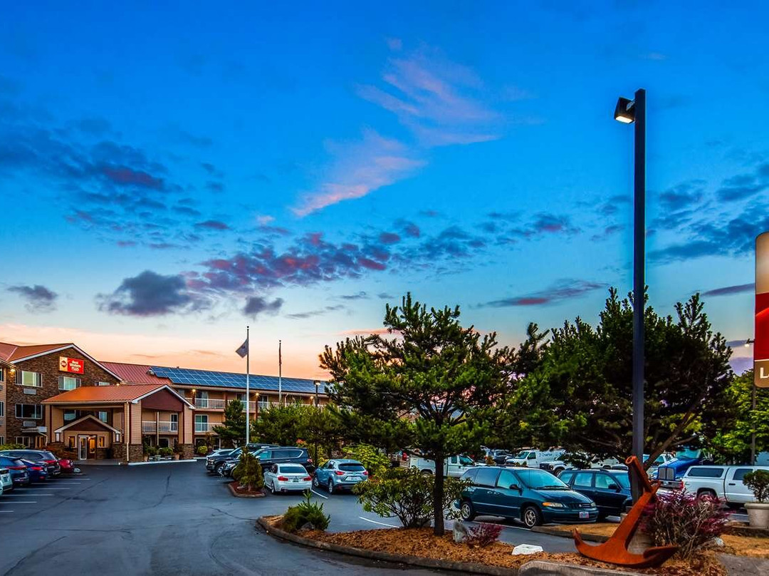 Gleneden Beach酒店住宿-贝斯特韦斯特兰德马克客栈