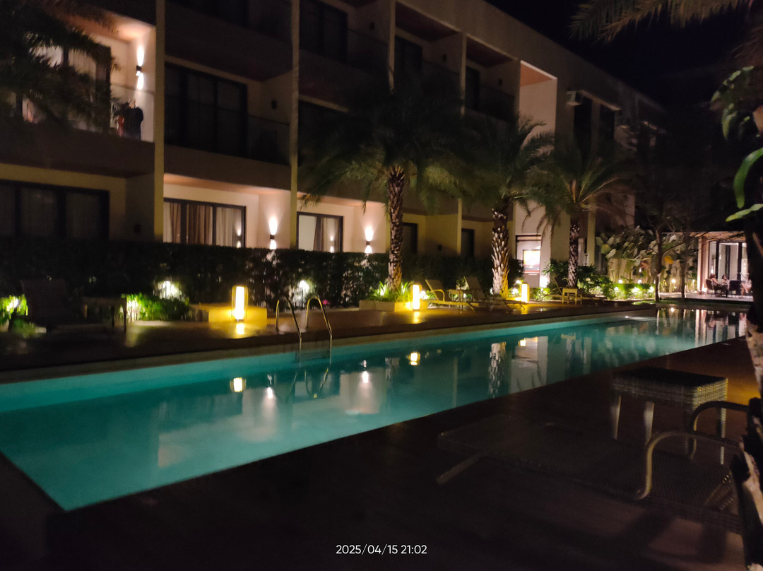 The Maximilian Hotel主图