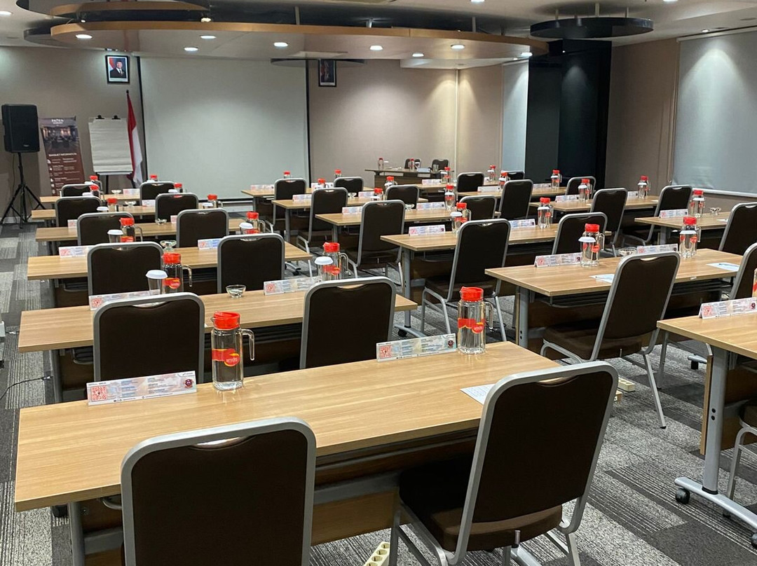 Patra Bandung Hotel主图