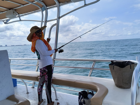 Good Time Charters-迈尔斯堡海滩必去景点