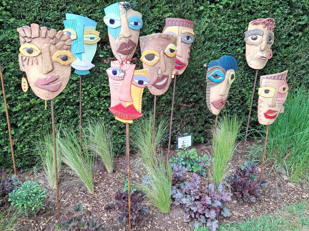 Showborough House Sculpture Garden-图克斯伯里必去景点