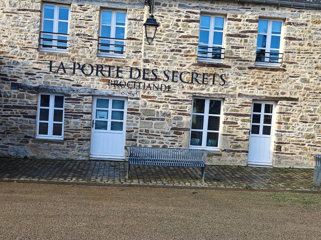 Broceliande, La Porte Des Secrets-Paimpont必去景点